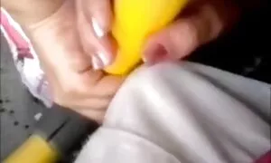 लेटेक्स में कपड़े के हिंदी में सेक्सी पिक्चर दिखाइए साथ सड़क के नीचे चलने गोरा वयस्क