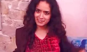 खर्राटे पुराने हस्तमैथुन करने के लिए ब्लू पिक्चर सेक्सी हिंदी में एक लड़की को जला ।