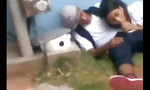 लड़की एक आदमी बांधता है. सेक्सी पिक्चर हिंदी पिक्चर फिल्म