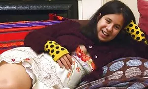 एक मालिश के बजाय एक ब्लू ब्लू सेक्सी पिक्चर बैल भाड़ में जाओ.